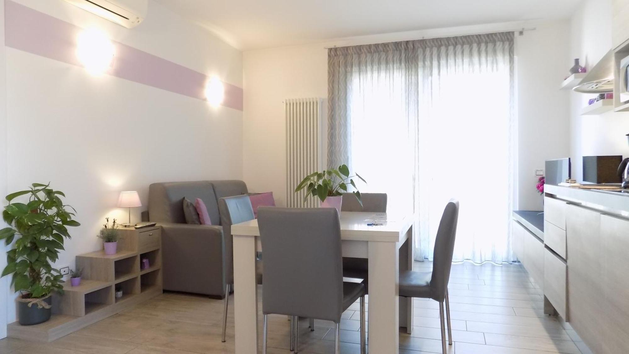 Millyholidays - Apartment Lilla - Center - Nearby Beach - Private Garden - Spa Pool Bardolino Kültér fotó